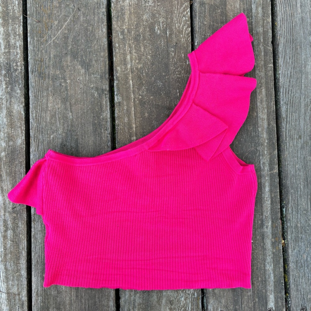 EXPRESS Ruffle One Shoulder Cropped Sweater Tank Size M - Picture 4 of 10